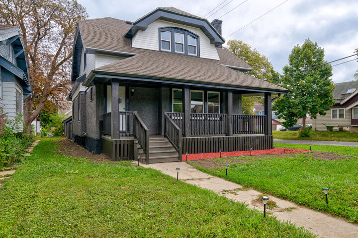 2804 N 38th St  Milwaukee WI 53210 photo