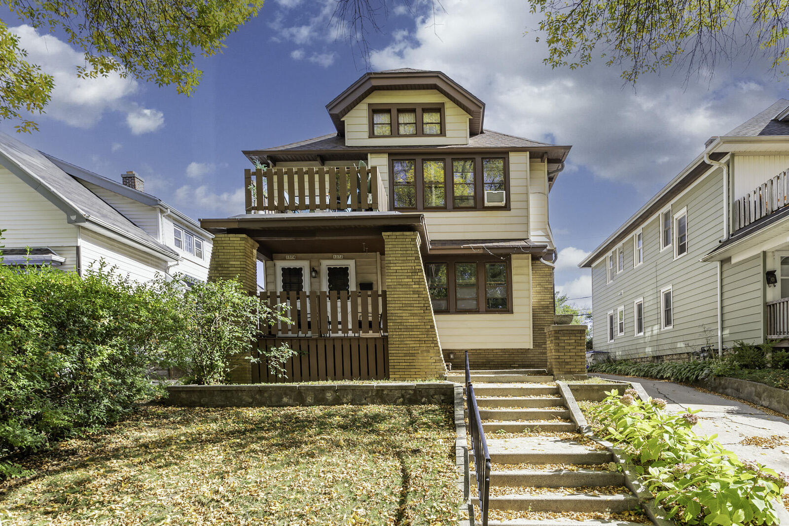 Property Photo:  1372 N 59th St 1374  WI 53208