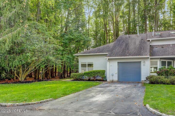 Property Photo:  321 Sunshine Court  NJ 07726 