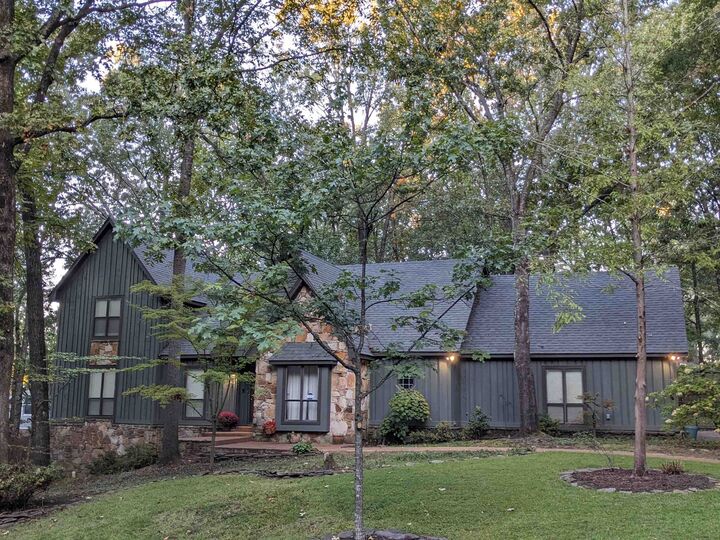 Property Photo: 337 Almstead Cv TN 38018
