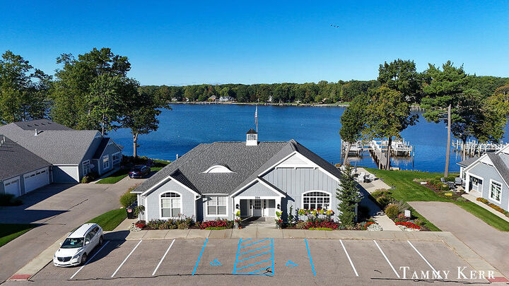 Property Photo: 197 Janes View Drive MI 49424