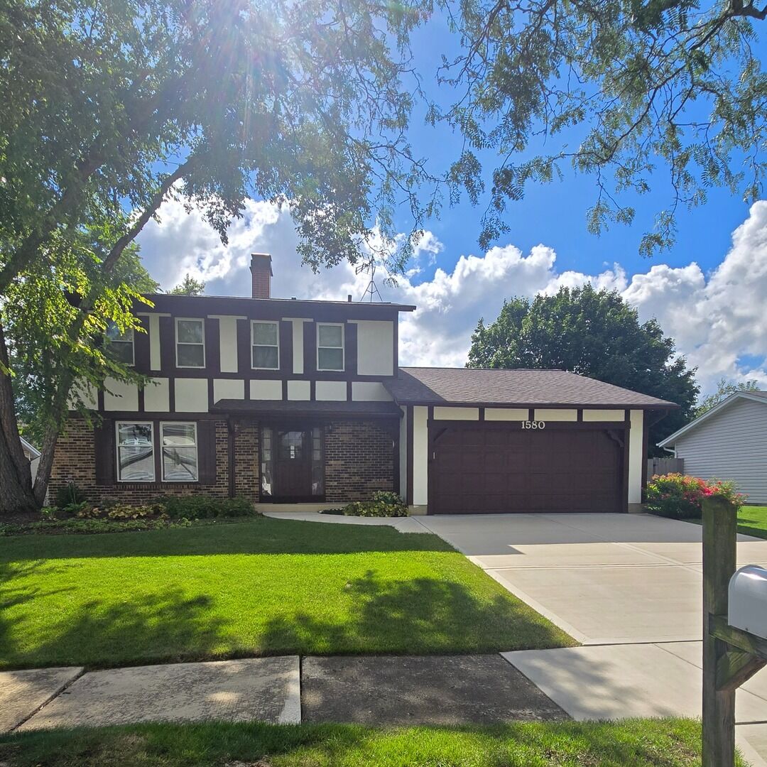 Property Photo:  1580 Sycamore Lane  IL 60504