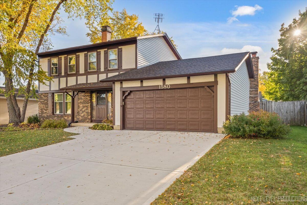 Property Photo:  1580 Sycamore Lane  IL 60504 