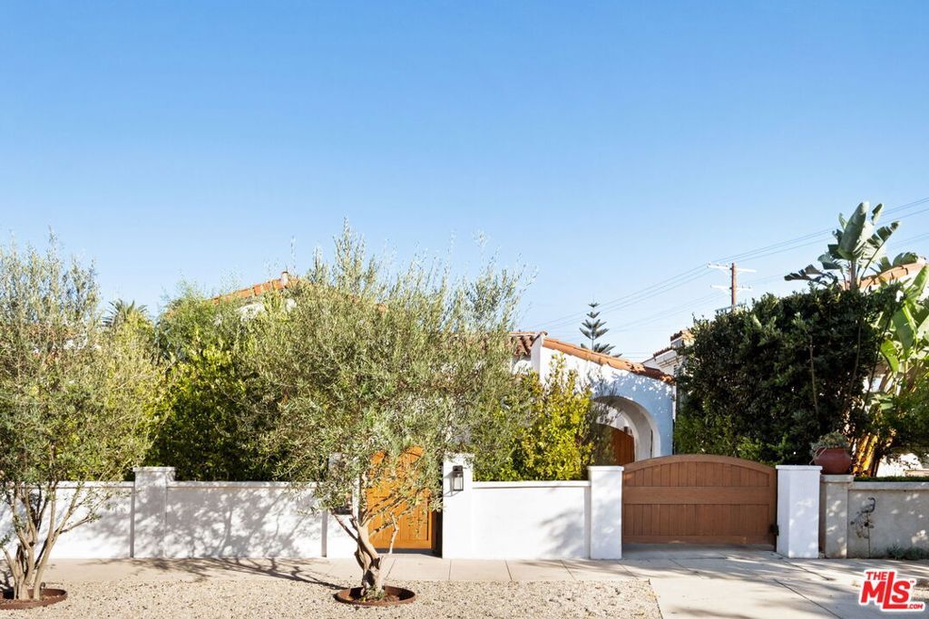 Property Photo: 1768 S Ogden Drive CA 90019