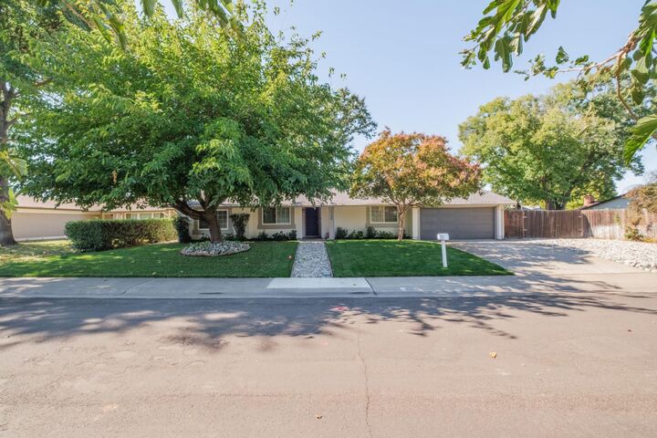 Property Photo:  3308 Eclipse Court  CA 95826 