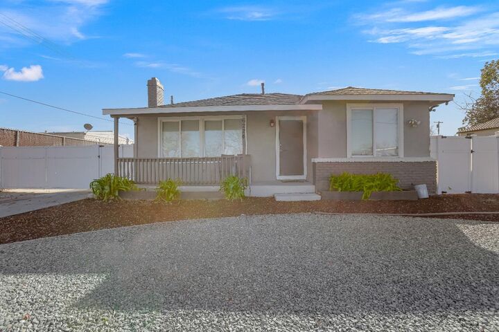 Property Photo:  6224 Fowler Ave  CA 95828
