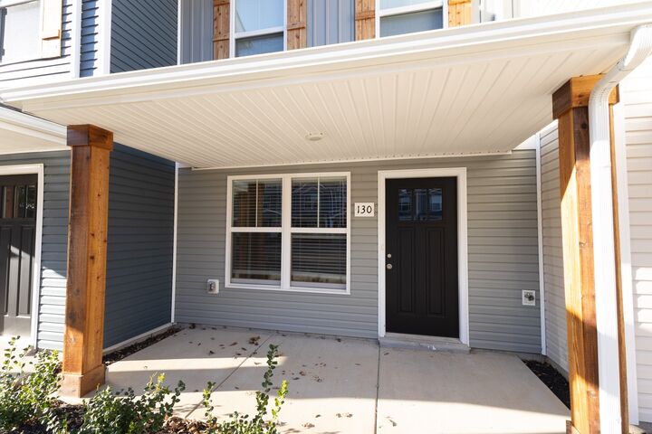 Property Photo:  130 Quarry Point Dr  TN 37043