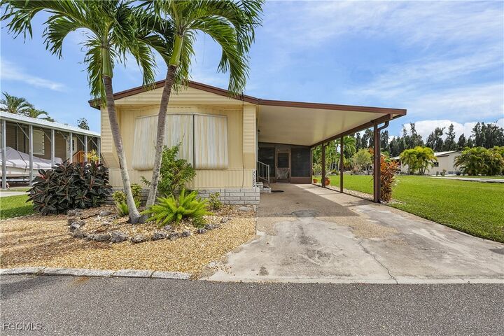 Property Photo:  7186 Ladyfish Drive  FL 33956