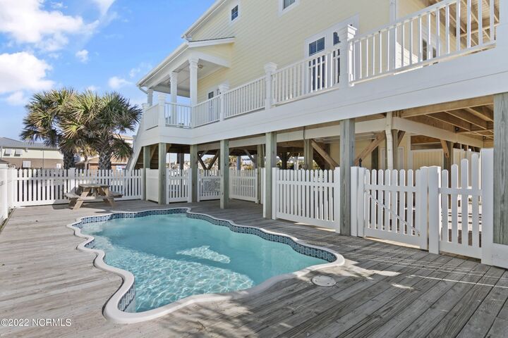 Property Photo: 127 Ocean Boulevard W NC 28462