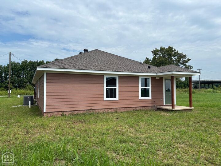 Property Photo: 1811 SE Front Street AR 72433