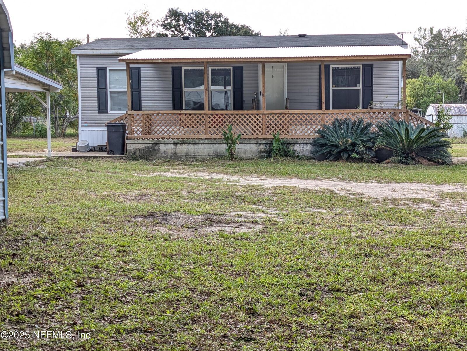 Property Photo:  102 Cherokee Avenue  FL 32148 