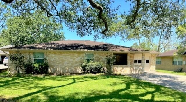 Property Photo: 134 Hunt Street LA 70037