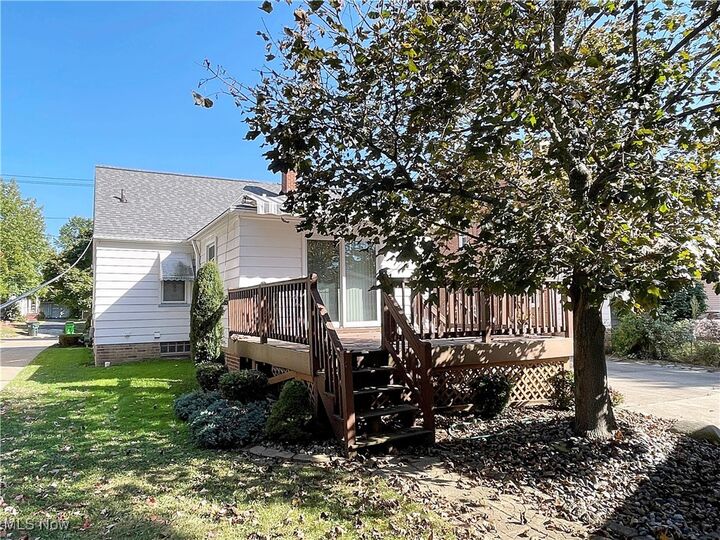 Property Photo:  1430 Belrose Road  OH 44124 