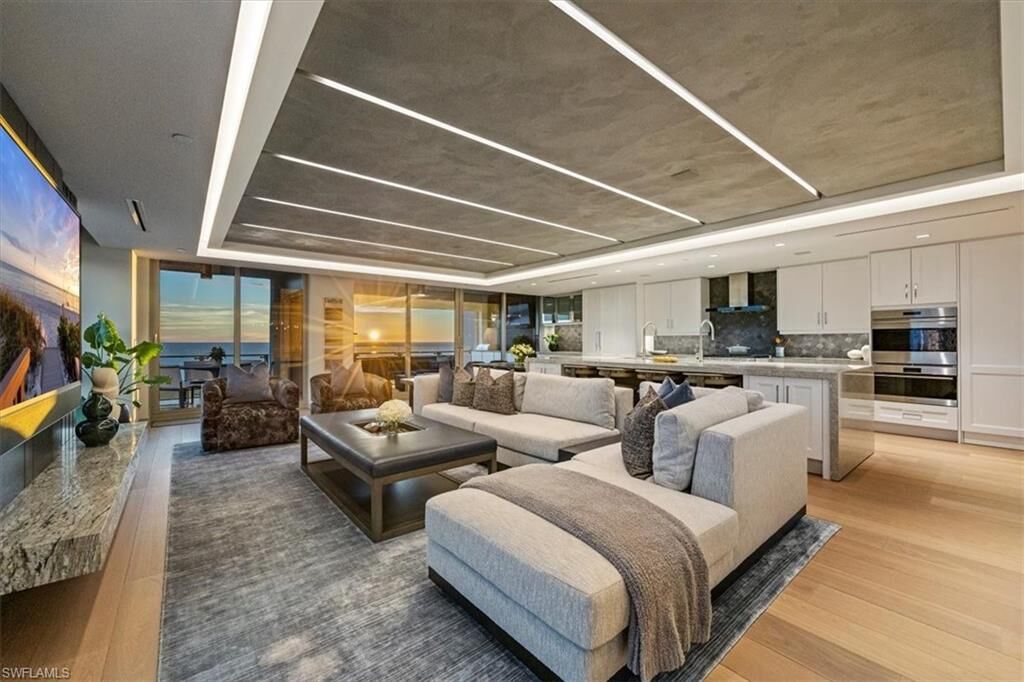 Property Photo:  6897 Grenadier Blvd 1701  FL 34108 