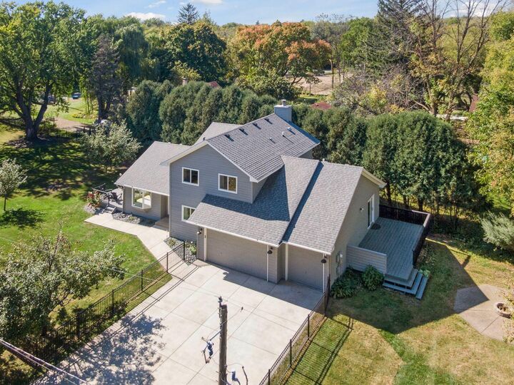 Property Photo: 5670 Wedgewood Drive MN 55331