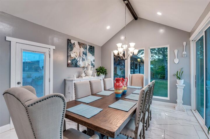 Property Photo: 185 Nelson Wyatt Road TX 76063