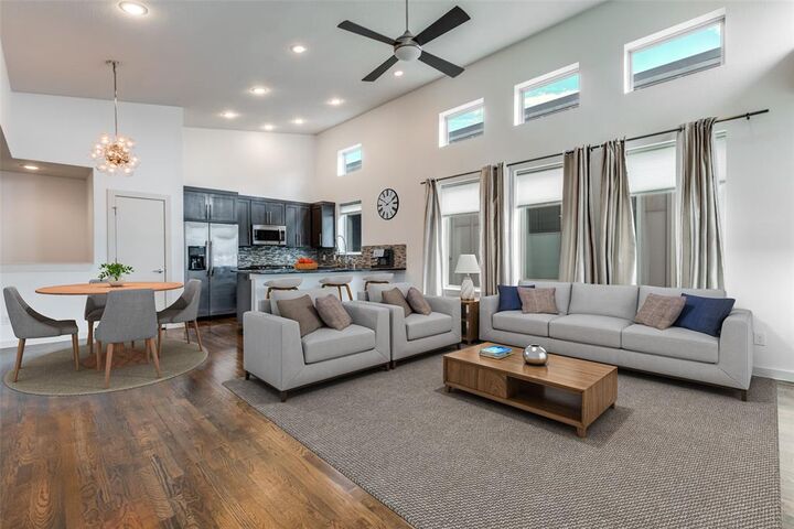 Property Photo: 1811 Euclid Avenue 5 TX 75206