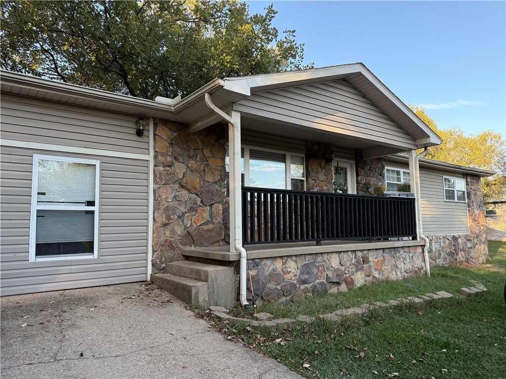 Property Photo: 107 Nancy Street AR 72601