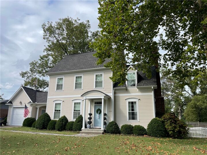 Property Photo: 1005 W Jefferson Street AR 72761