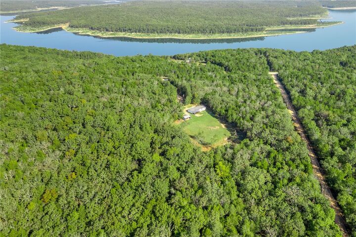 Property Photo: 4522 Persimmon Point AR 72644