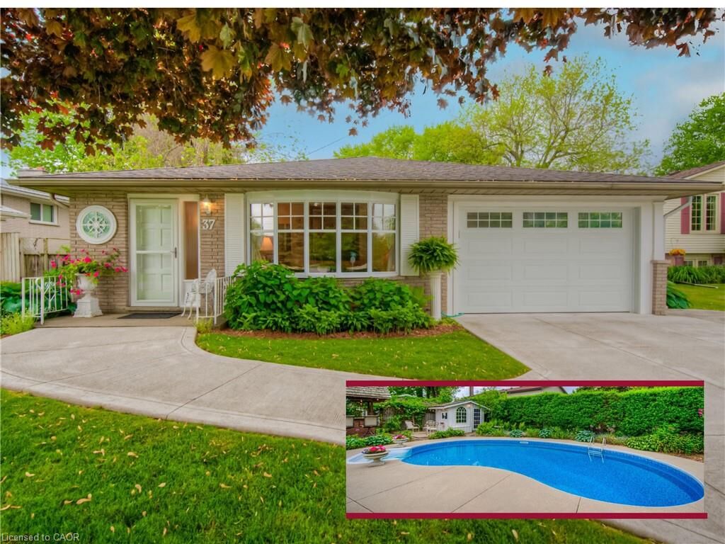 Property Photo:  37 Lynn Park Avenue  ON N0A 1N5