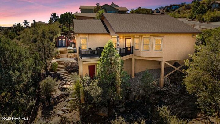 Property Photo: 845 N Peak View Way AZ 86303