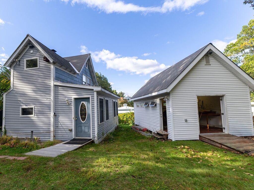 Property Photo:  1479 Main Street  MA 01453
