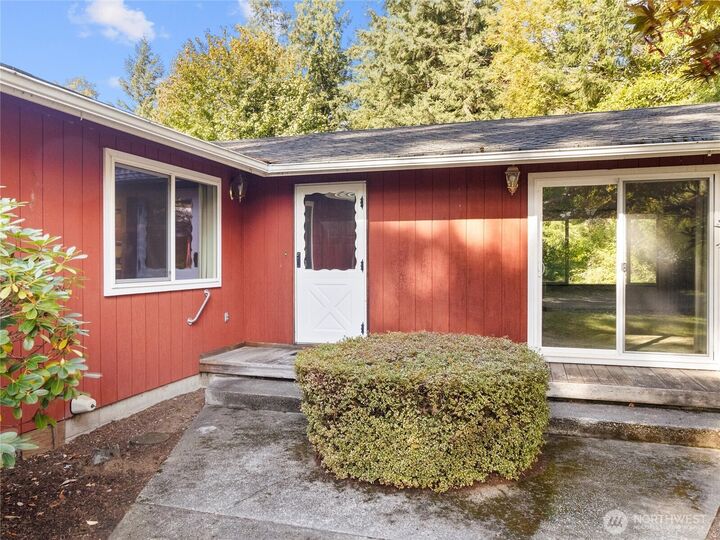 Property Photo: 9907 Blomberg Street SW WA 98512