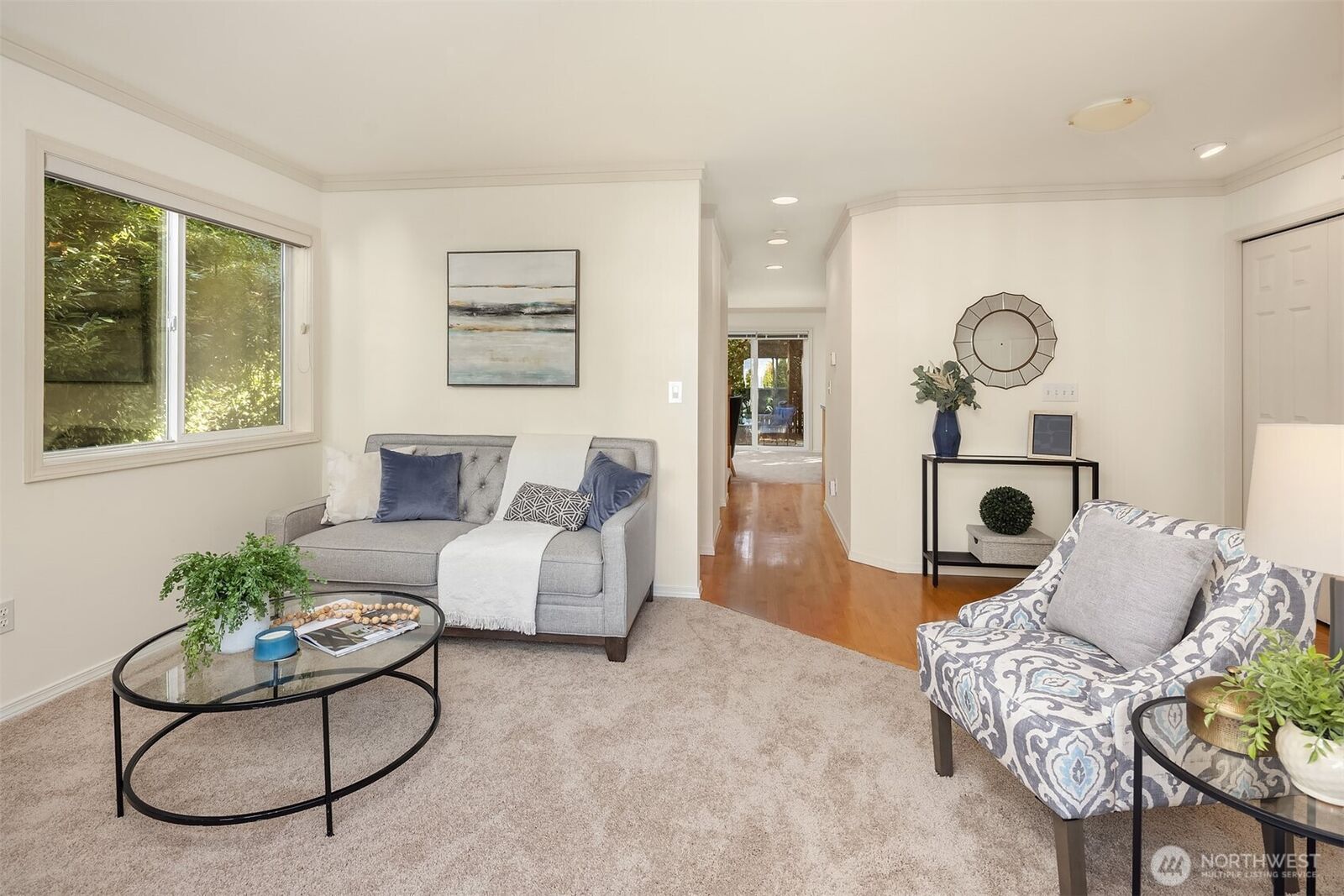 Property Photo: 112 9th Lane 112 WA 98033