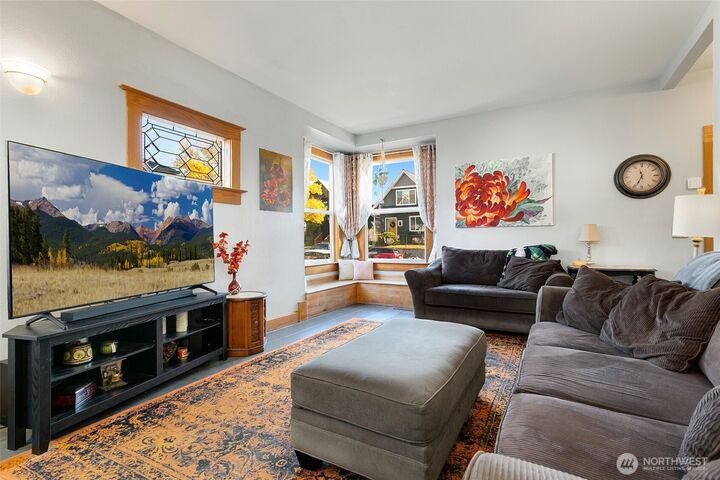 Property Photo:  812 N Steele Street  WA 98406 