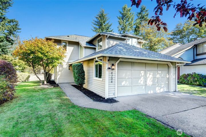 4204  243rd Place SE  Sammamish WA 98029 photo