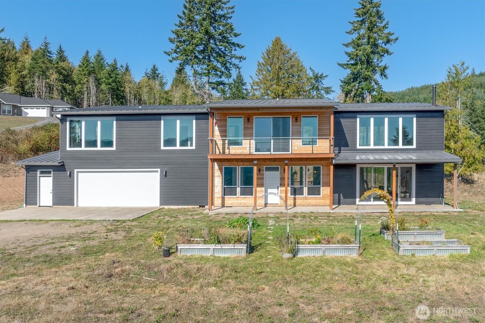 Property Photo: 109 Stewart Spur 1 WA 98626