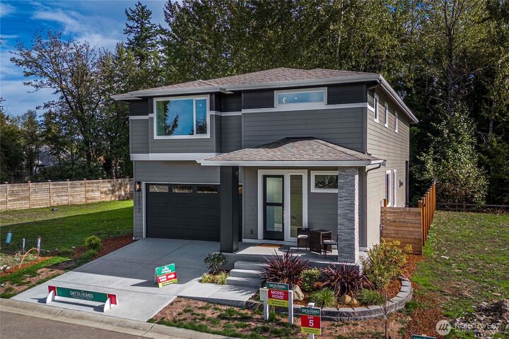 Property Photo: 19512 116 Place SE WA 98031