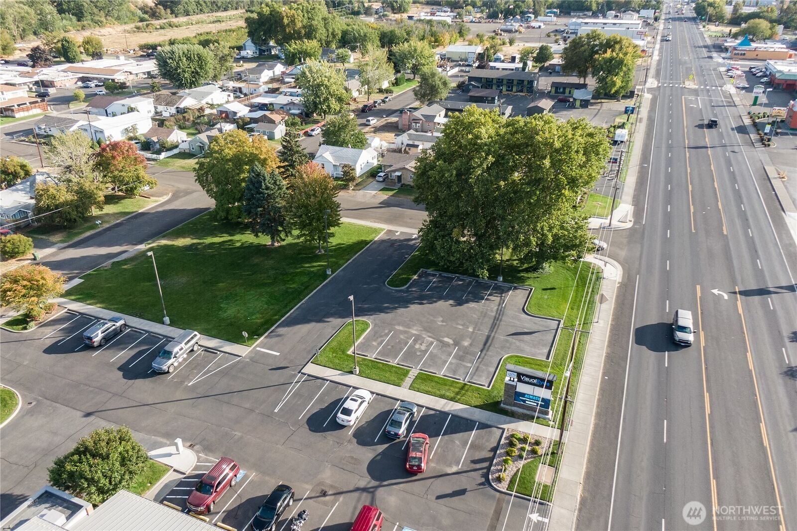 Property Photo:  805 NE 3rd  OR 97862 