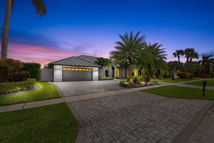 Property Photo:  1874 Newhaven Avenue  FL 33414 