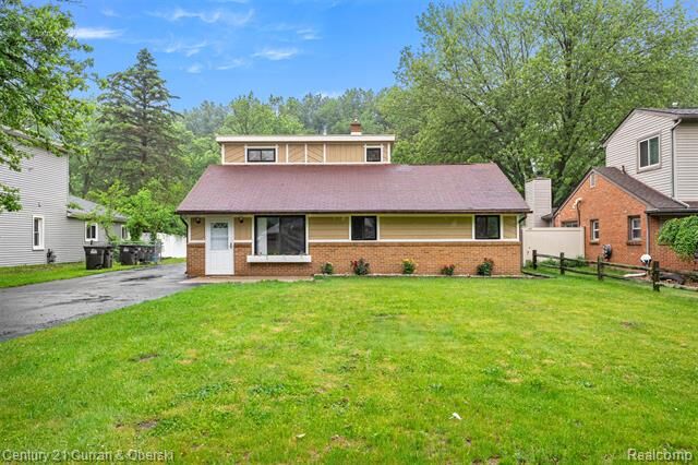 24432 Kensington St  Taylor MI 48180 photo