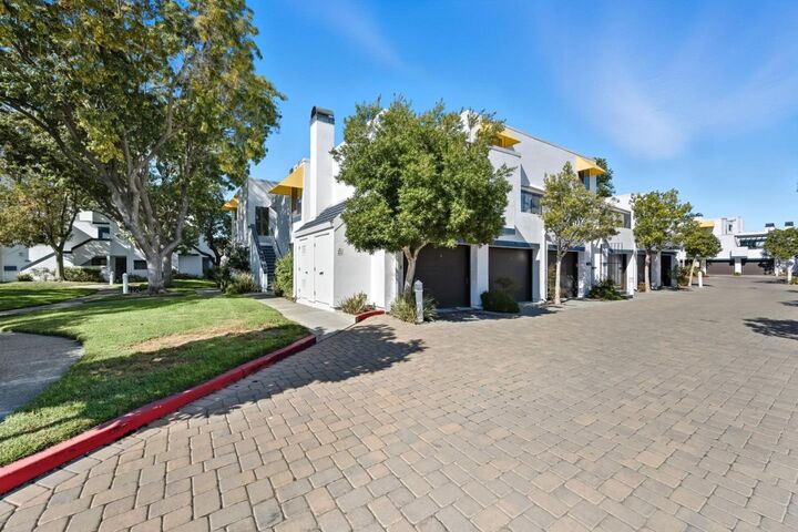 Property Photo:  803 Balboa Lane  CA 94404 