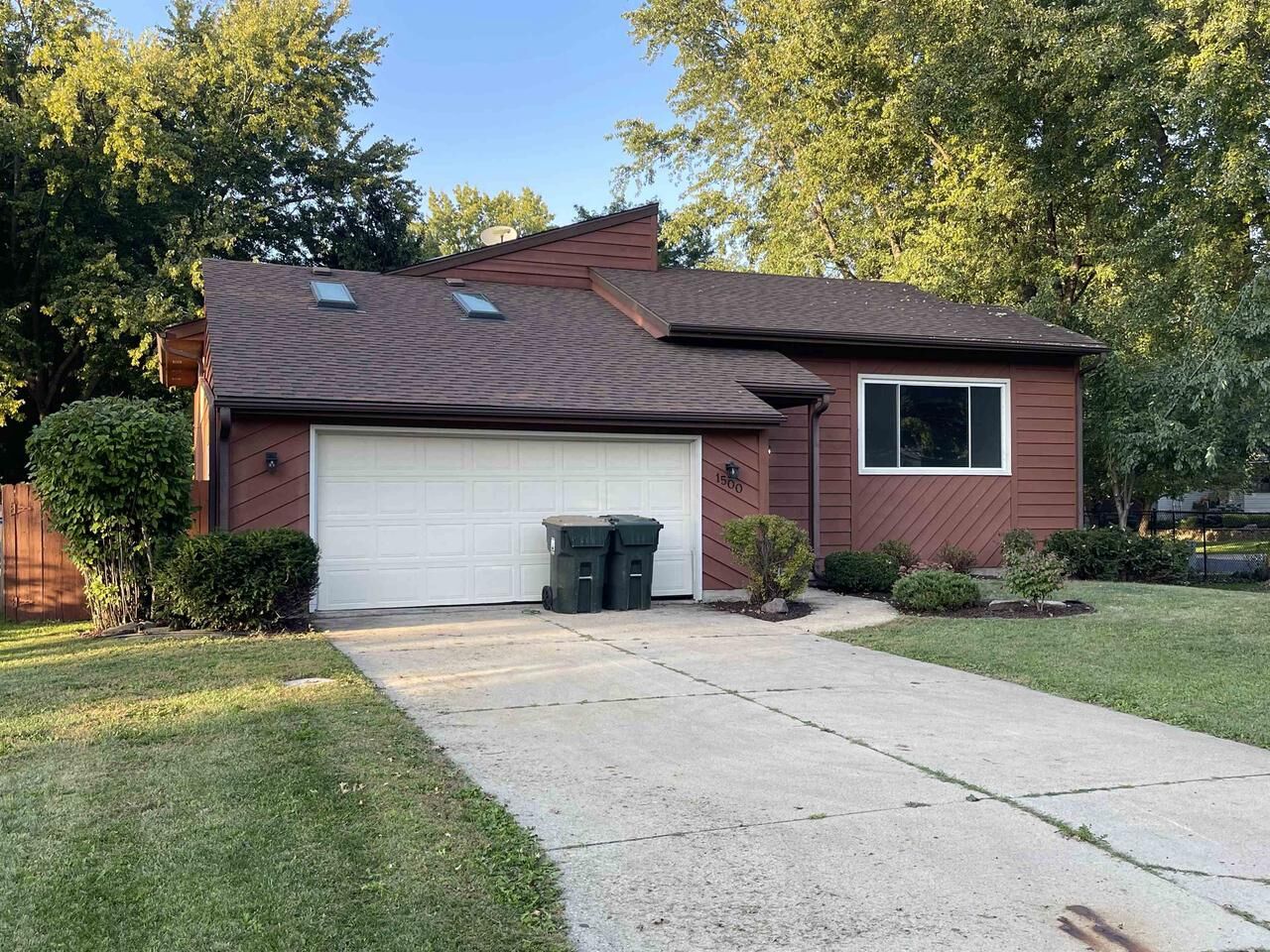 Property Photo: 1500 Calico Lane WI 53590