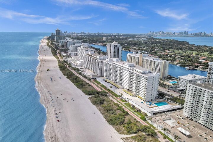 Property Photo: 5601 Collins Ave 504 FL 33140