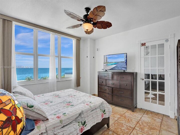 Property Photo:  5601 Collins Ave 504  FL 33140 