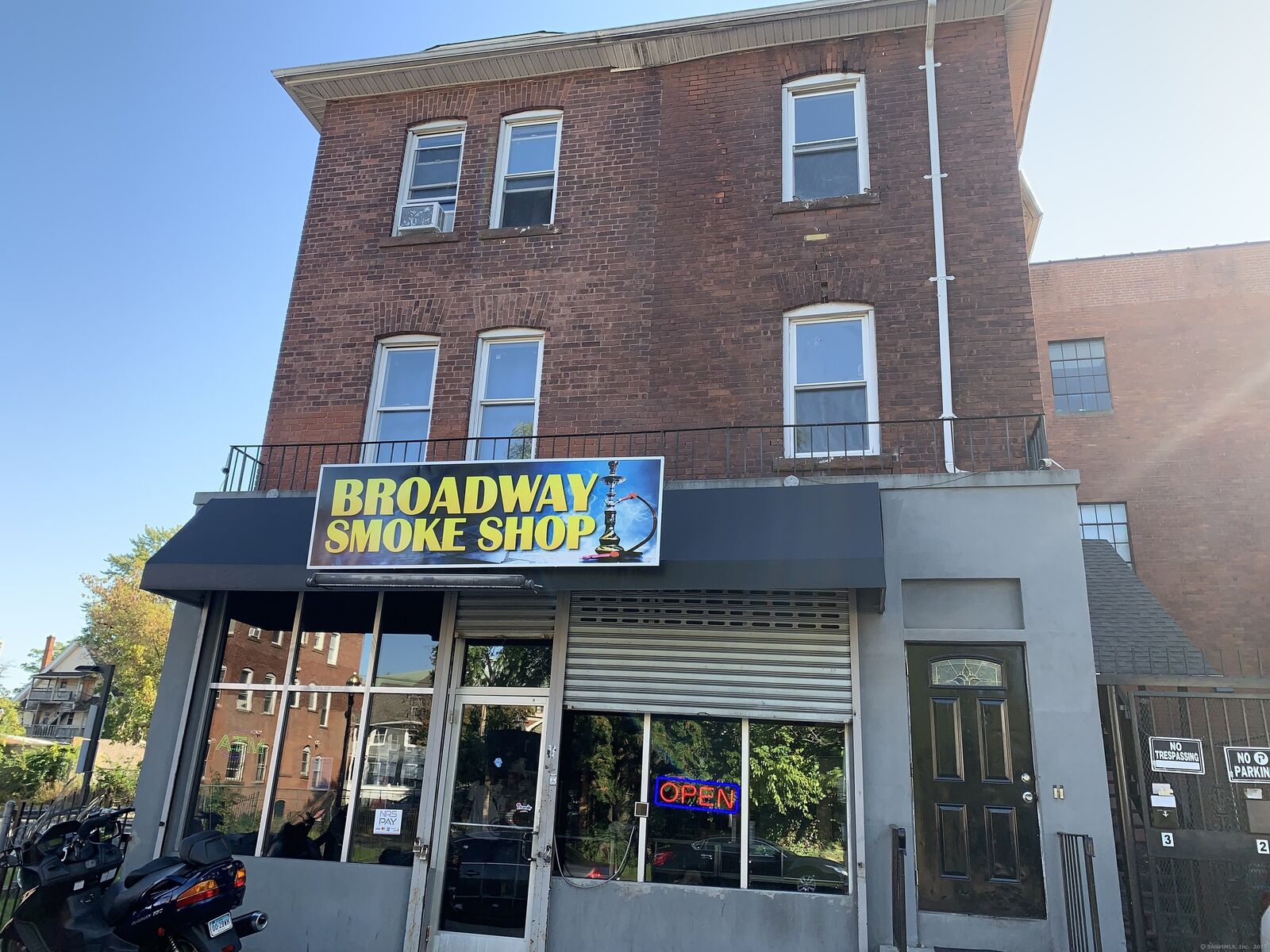 Property Photo:  804 Broad Street  CT 06106