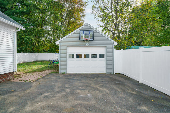 Property Photo: 6 Cedar Street CT 06082