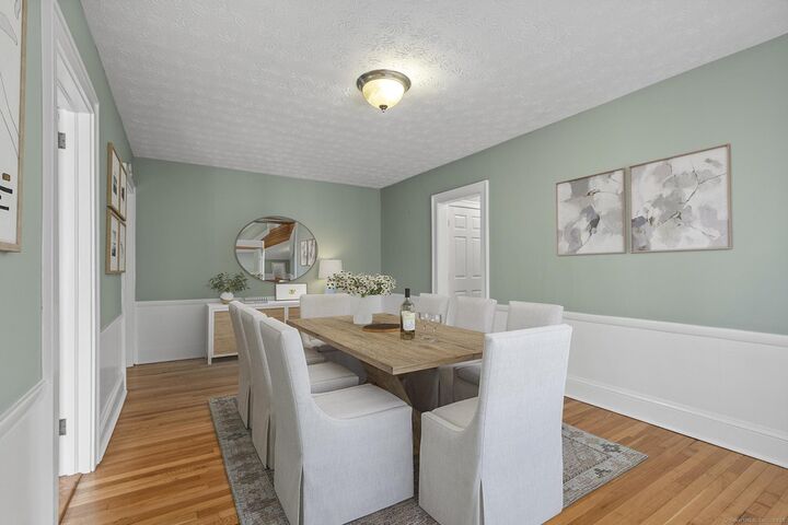 Property Photo: 26 Robin Road Apt 3 CT 06119