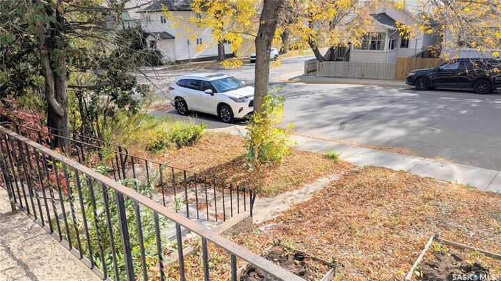 Photo de la propriété:  404 25th Street W  SK S7L 0C8