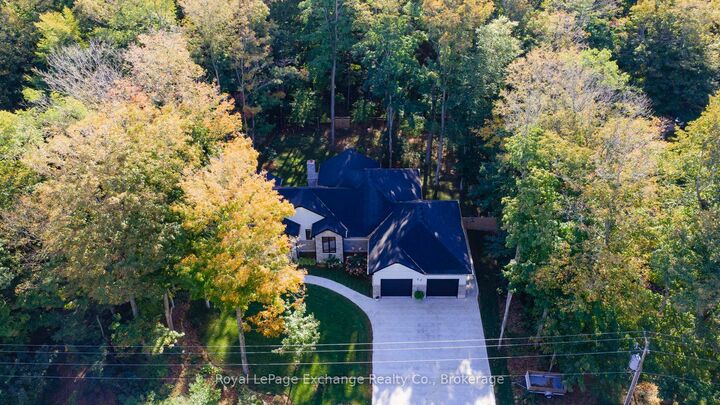 Property Photo: 44 Blairs Trail N ON N2Z 2X3
