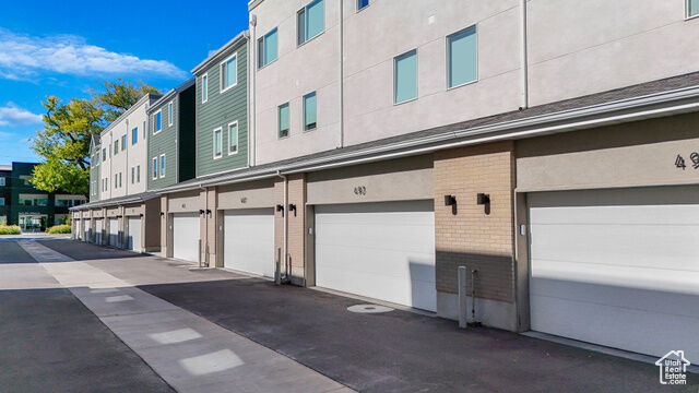 Property Photo:  493 E Alice Way  UT 84041 