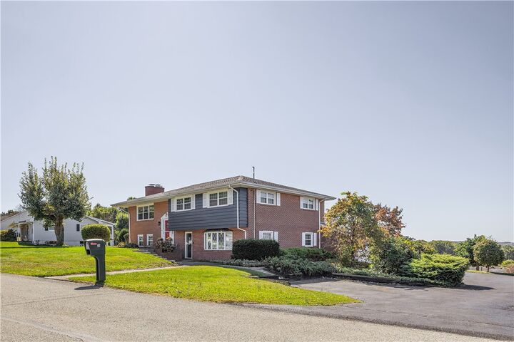 Property Photo:  35 Highview St  PA 15650 