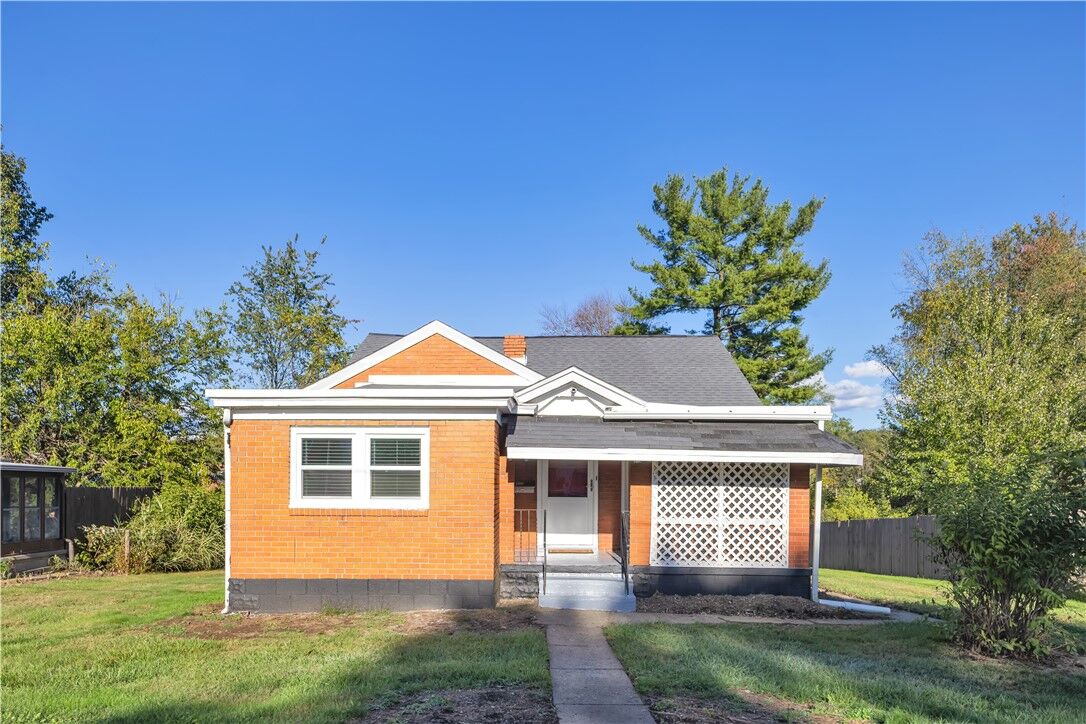 Property Photo: 1113 Foote St PA 15027