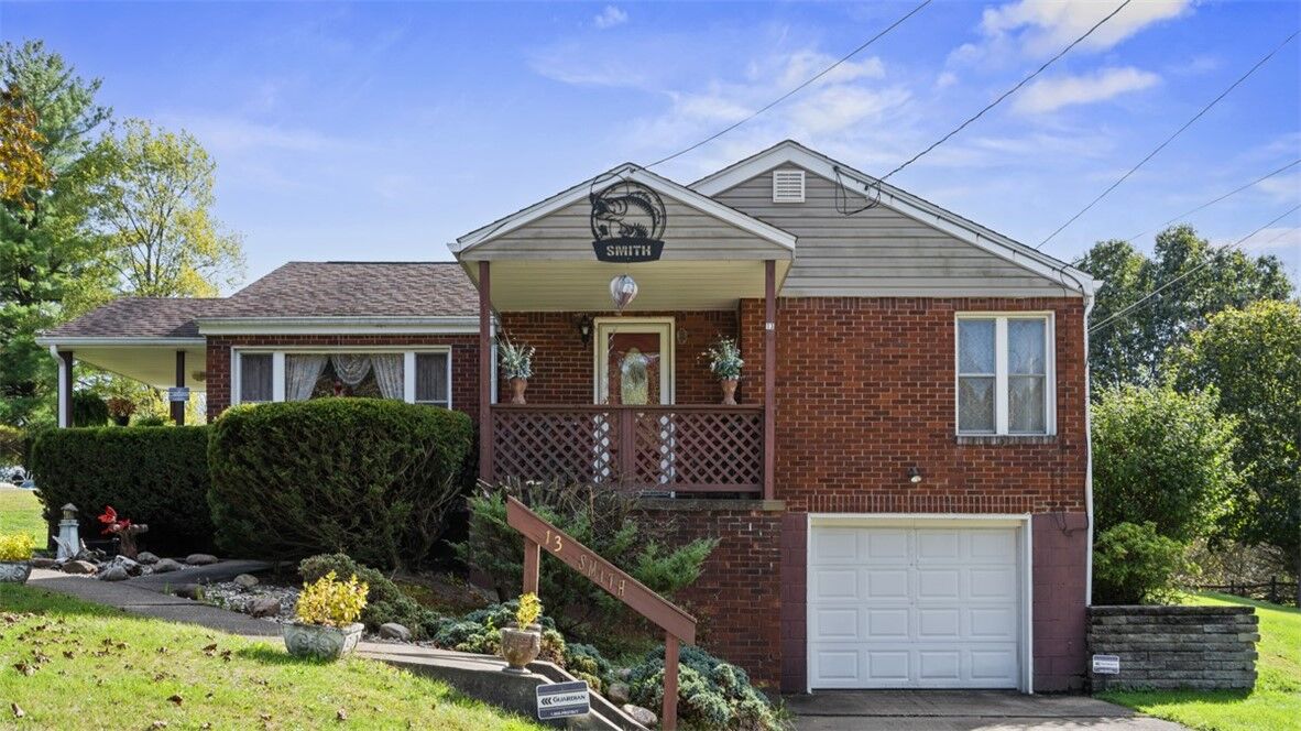 Property Photo: 13 Deer Hollow Ln PA 15084