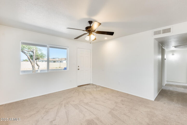 Property Photo:  1047 W Cornell Drive  AZ 85283 